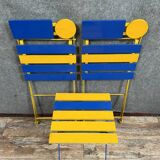 Set of 2 folding chairs and 1 stool