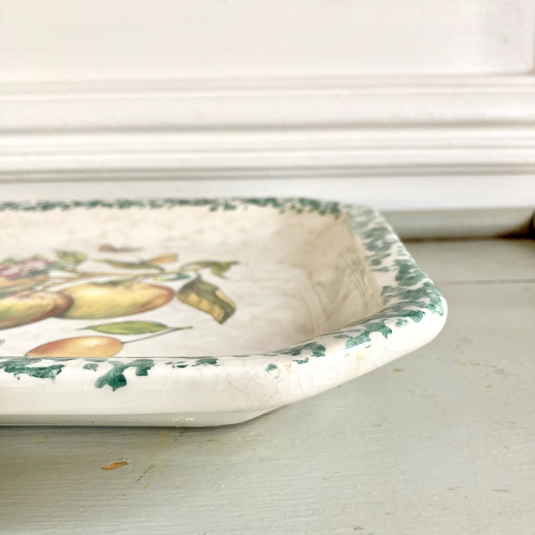 Fruit décor dish Italy 1970, Due Torri