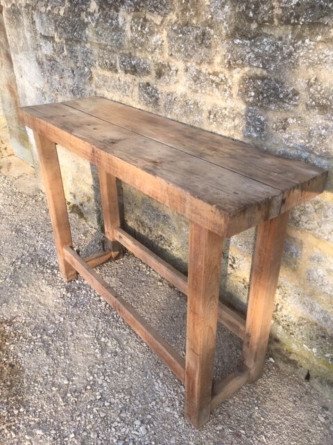 Solid wood carver's workbench