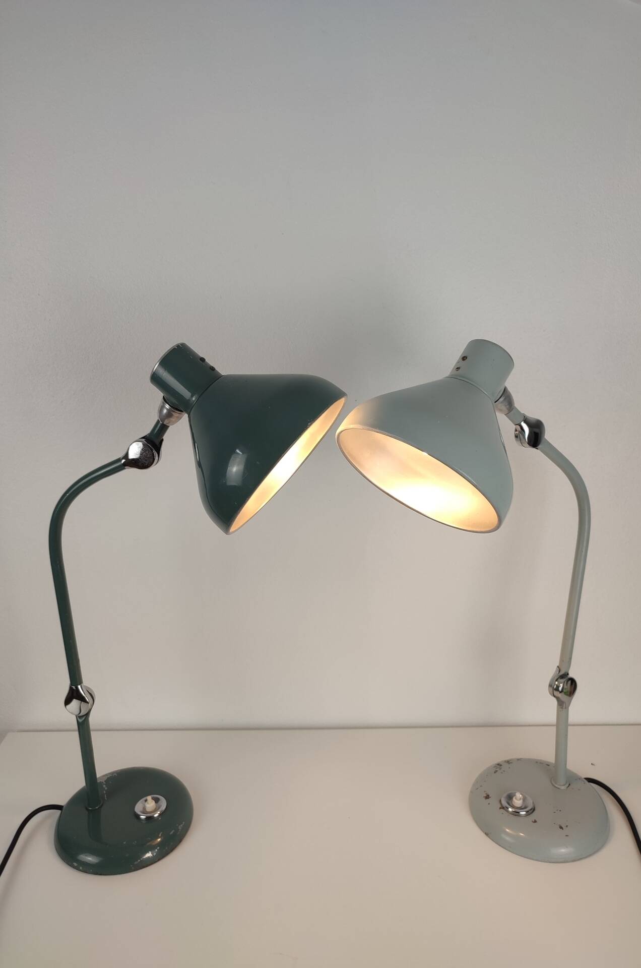 Pair of vintage Jumo GS1 desk lamps