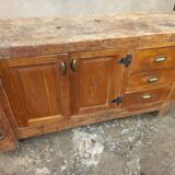 Carpenter's workbench
