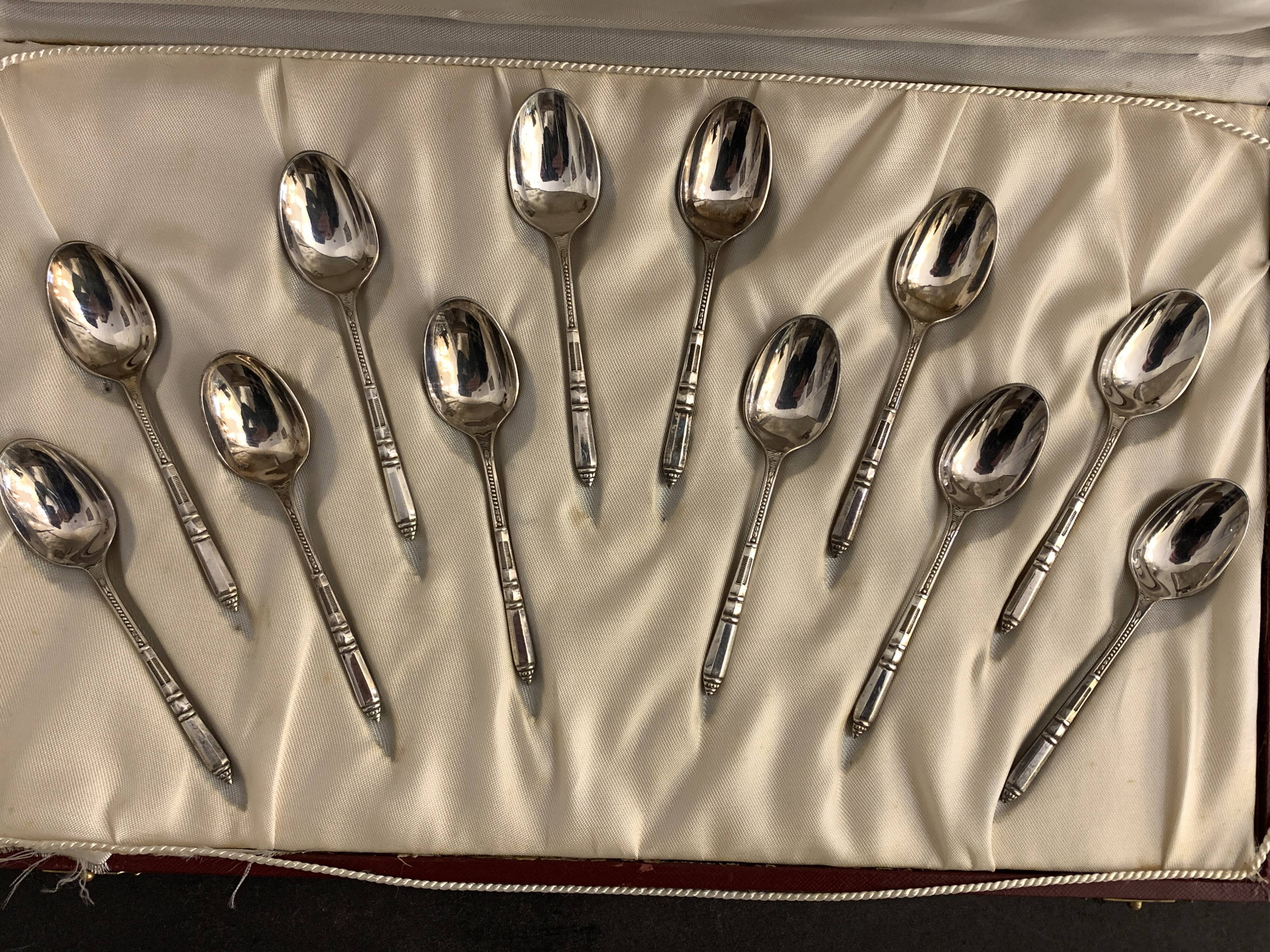 12 mocha spoons or coffee in Ercuis silver metal in their original box