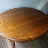 Oval table with 6 legs