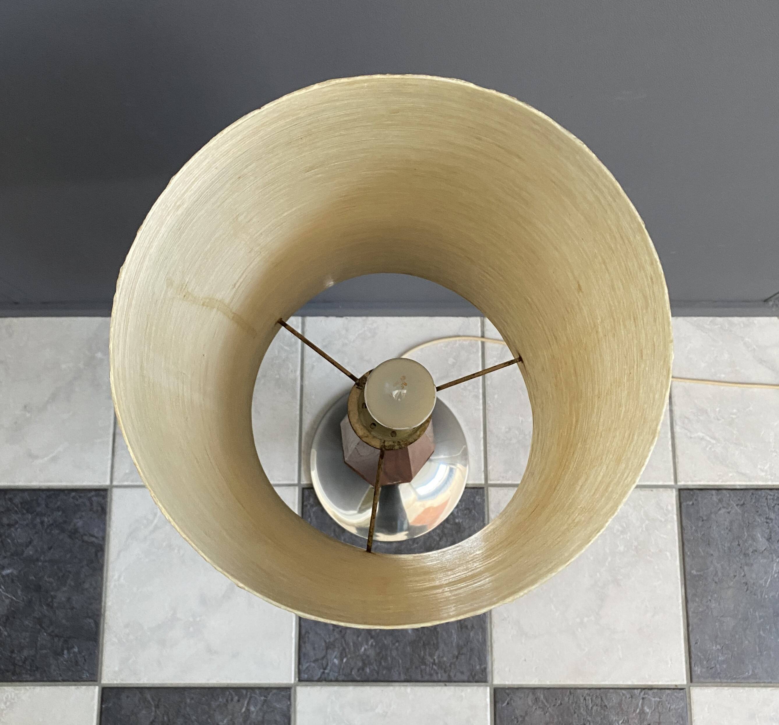 Rare Wood floor lamp with contra diabolo base 1960s