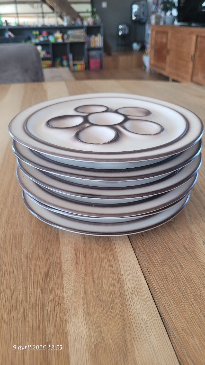 6 snail plates Thomas