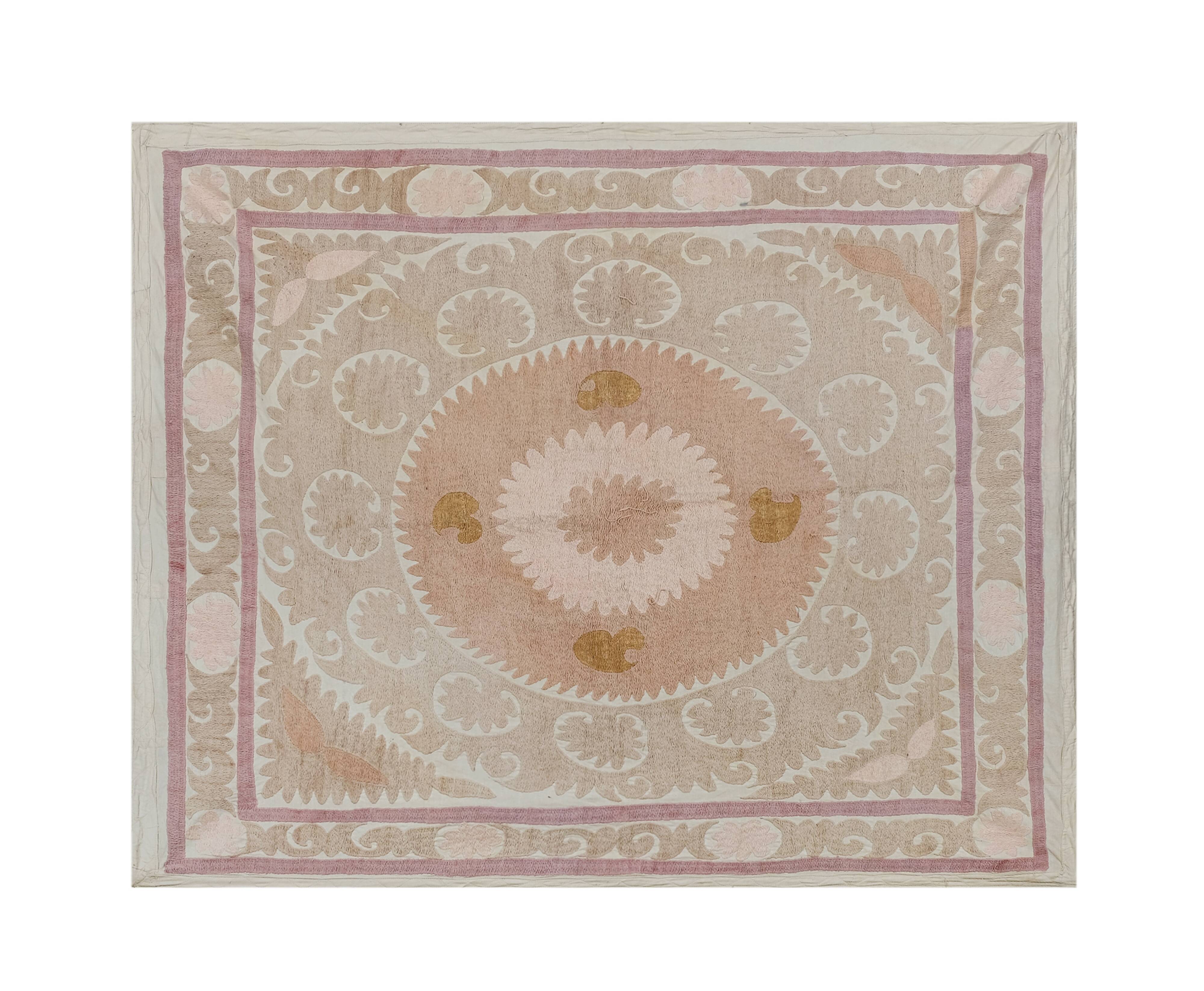 Hand knotted rug, vintage Turkish rug 119x139 cm