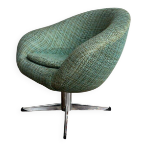 Chaise lounge pivotante