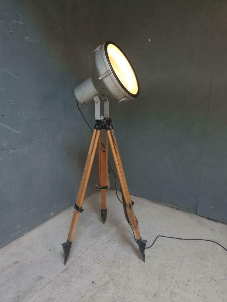 Industrial lamp on a tripod