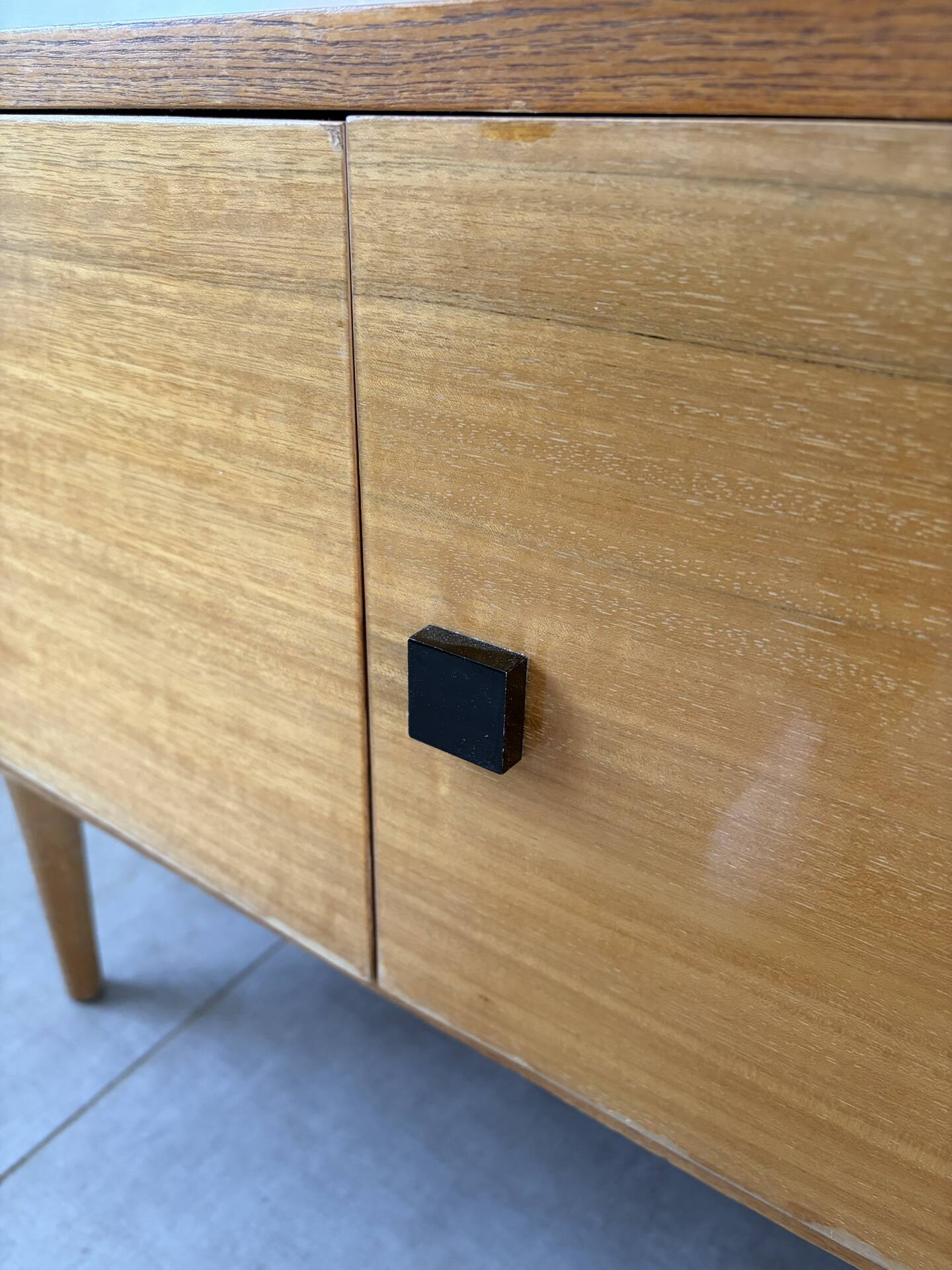 Vintage TV unit / sideboard