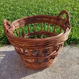 Retro wicker basket