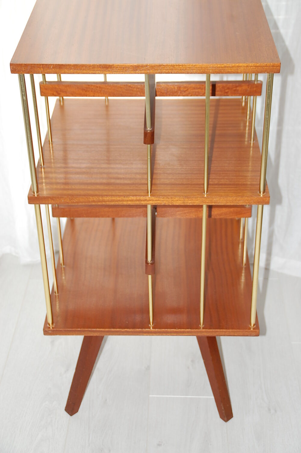 Rotating bookcase of the 1950s