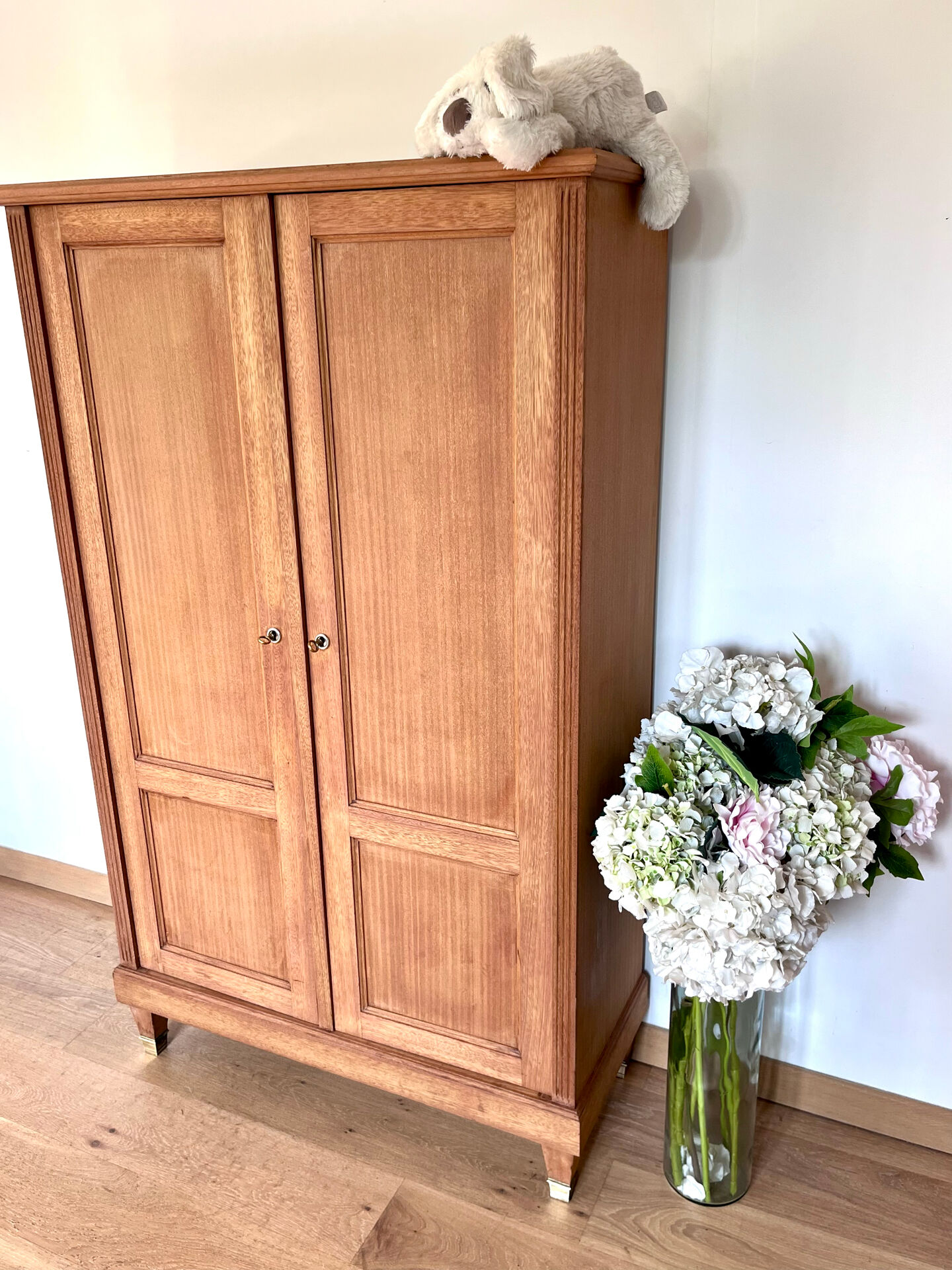 Armoire bibliothèque vintage