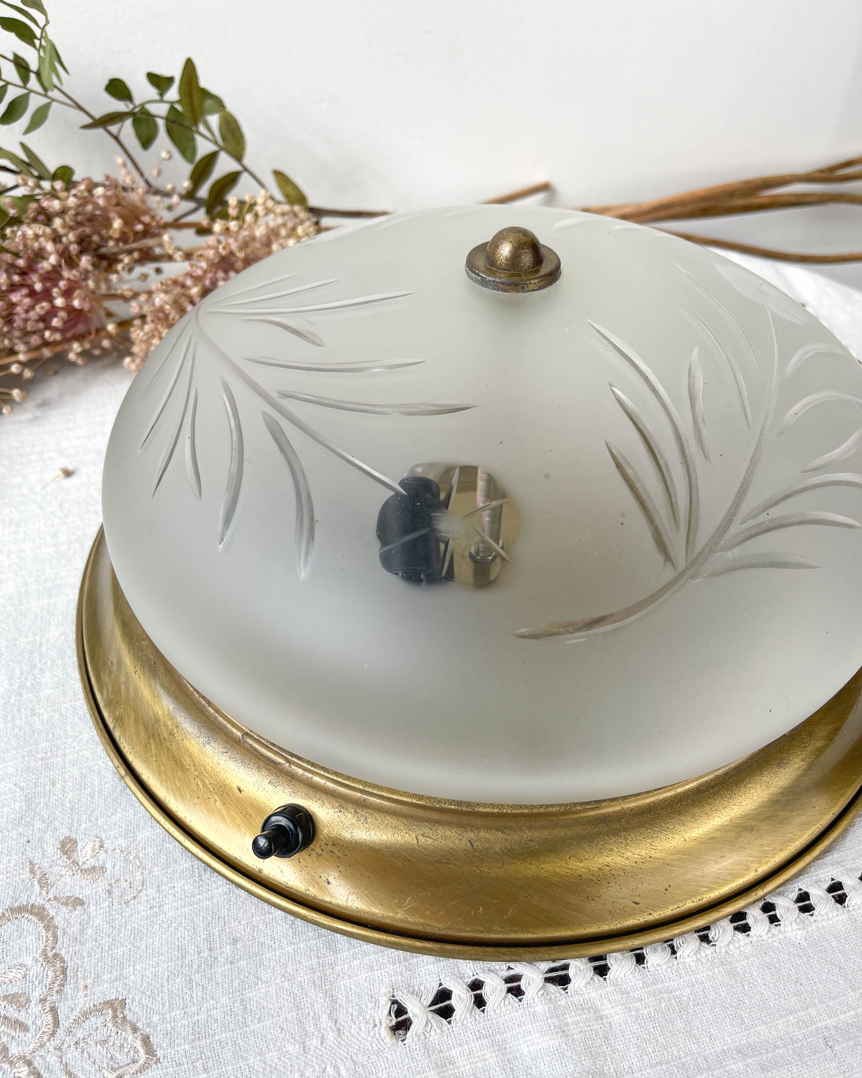 Vintage globe table lamp in antique chiseled glass