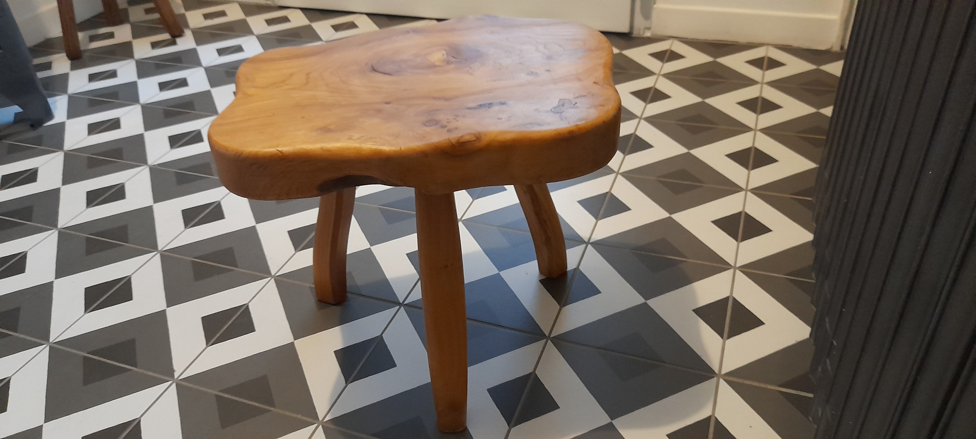 Brutalist tripod stool in solid elm