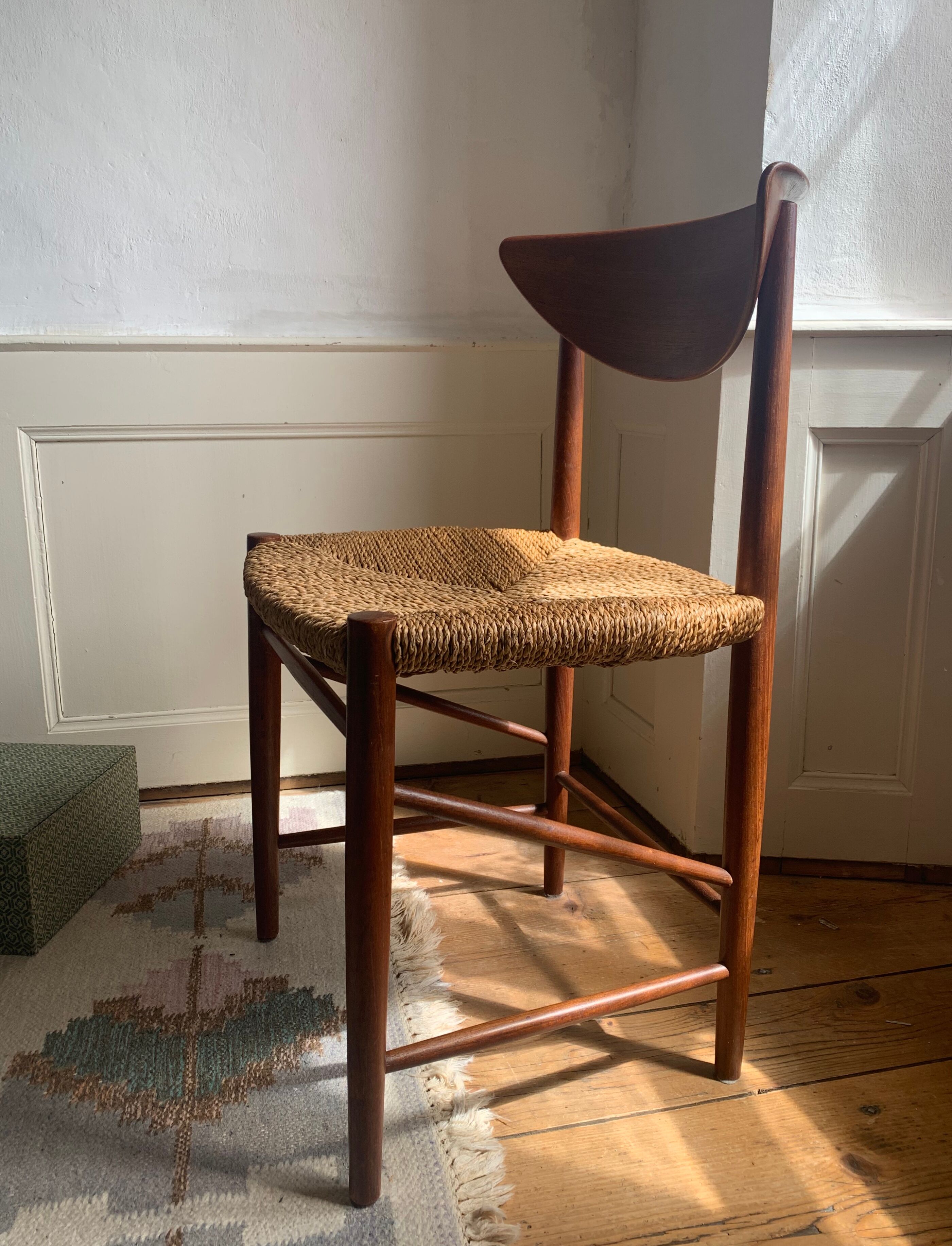Teak dining chair by Peter Hvidt 1960