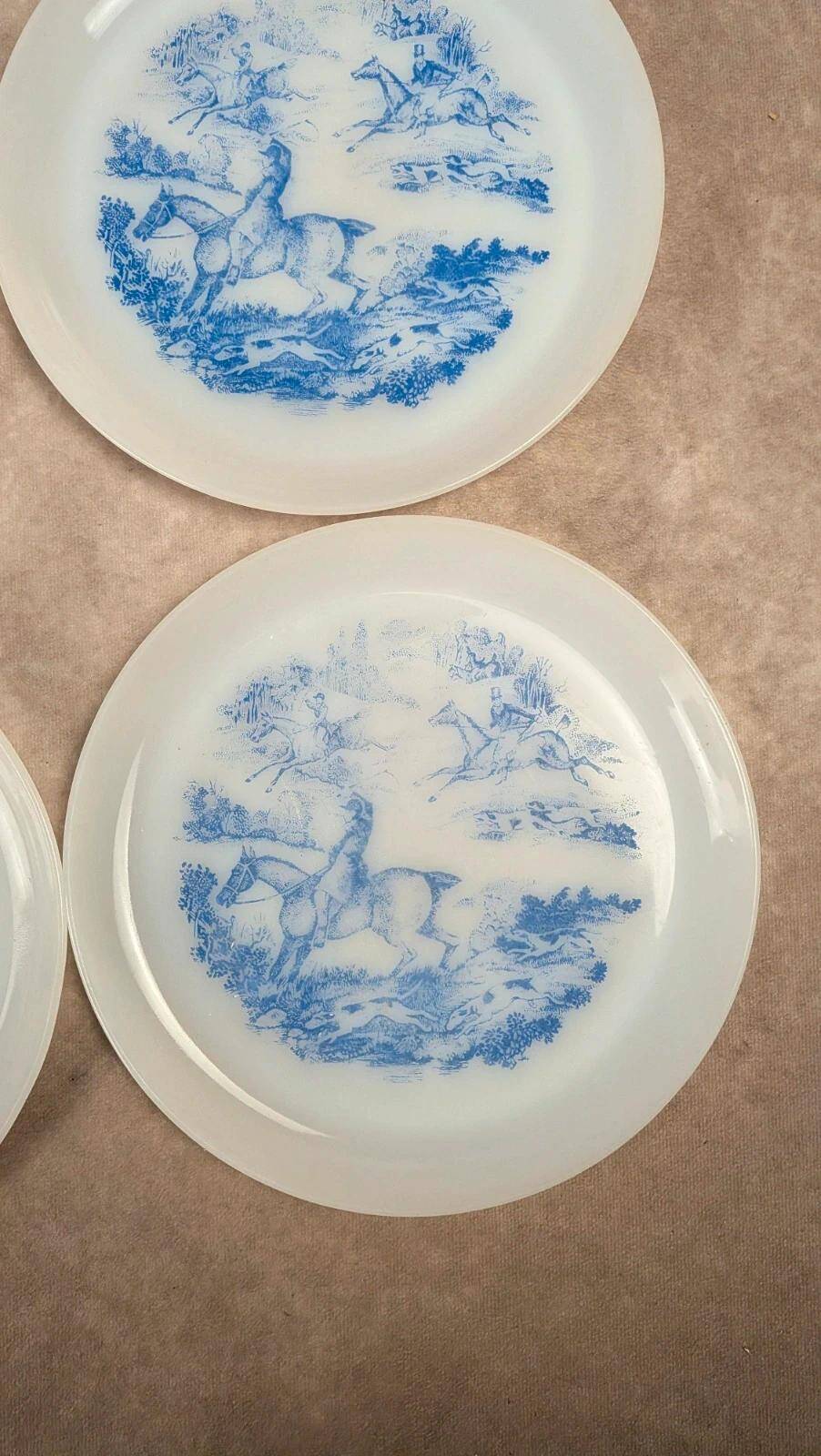 Lot de 6 assiettes Arcopal motif Chasse à courre