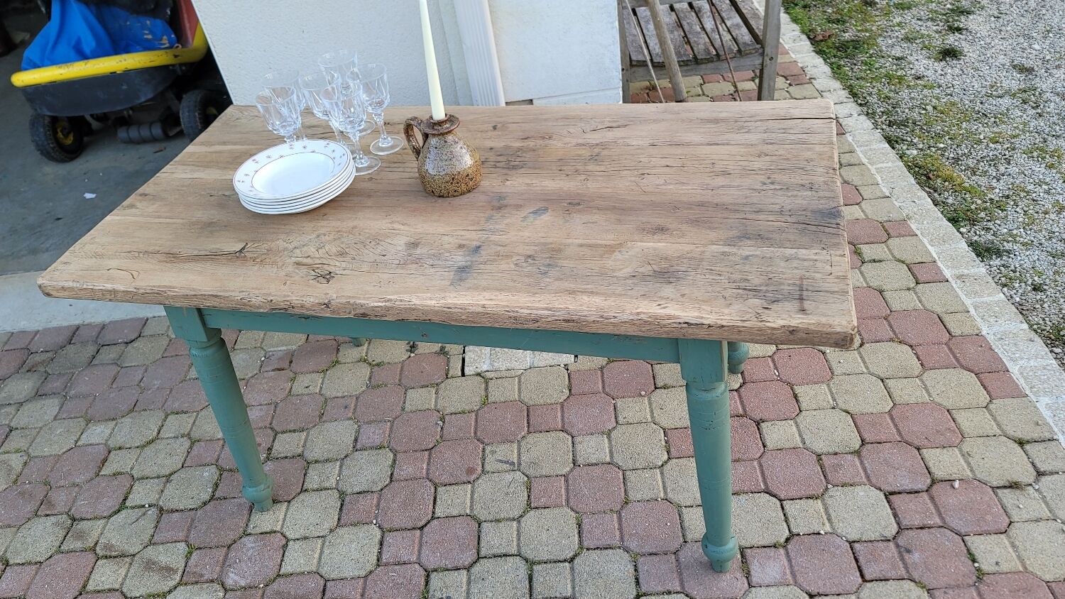 Farmhouse table