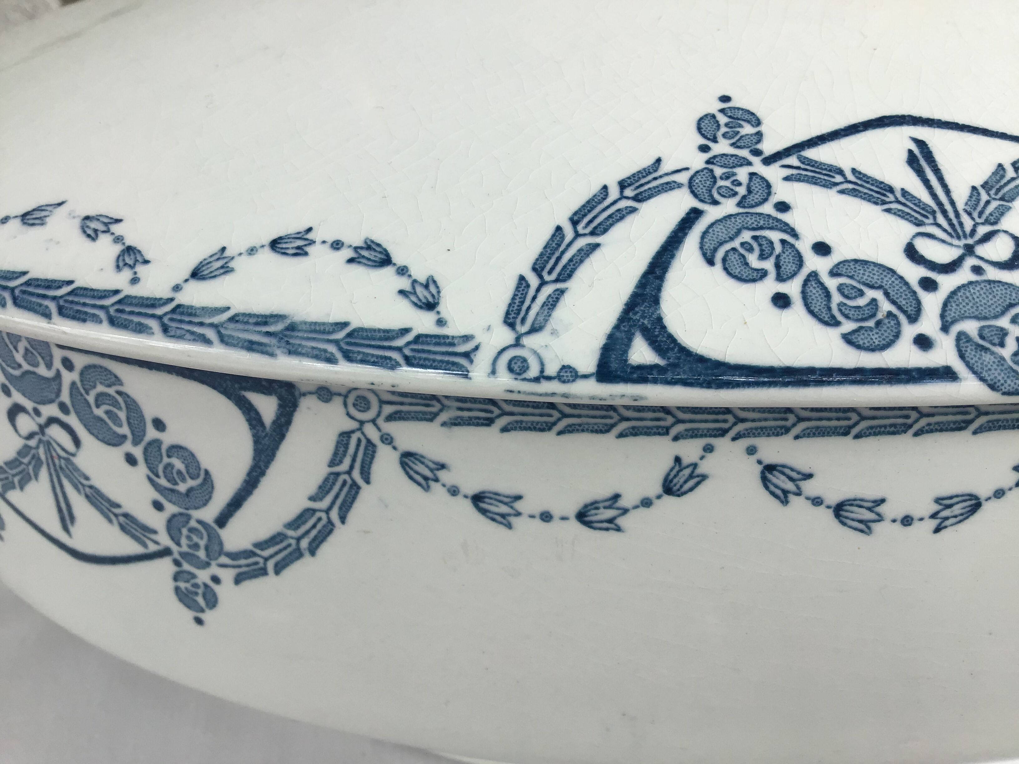 Soupière Terre de Fer oval Sarreguemines blue jeans decoration