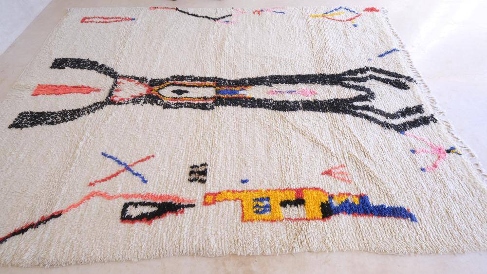 Azilal rug from Morocco - 328 x 233 cm