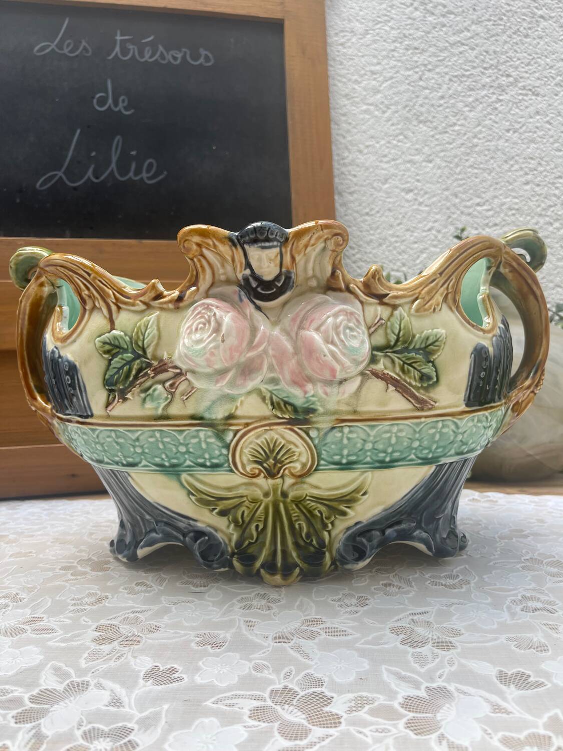 Large Onnaing Barbotine Planter / Planter circa 1900 Ar Style