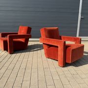 1x Cassina Utrecht chair Terracotta velvet in as new condition!!