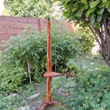 Brutalist floor lamp in solid wood H160 with tripod base
