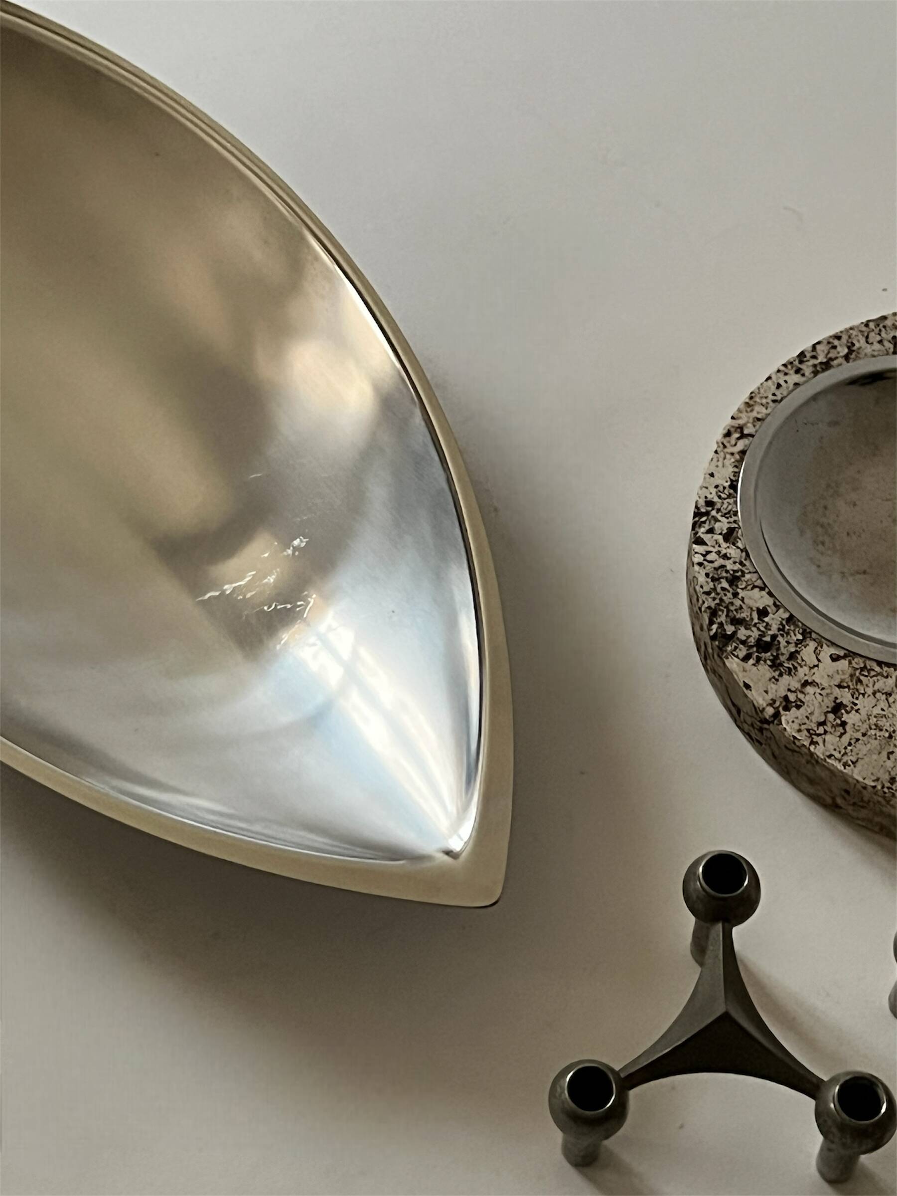 Large chrome-plated metal dish/tray, Guy Degrenne France 1970