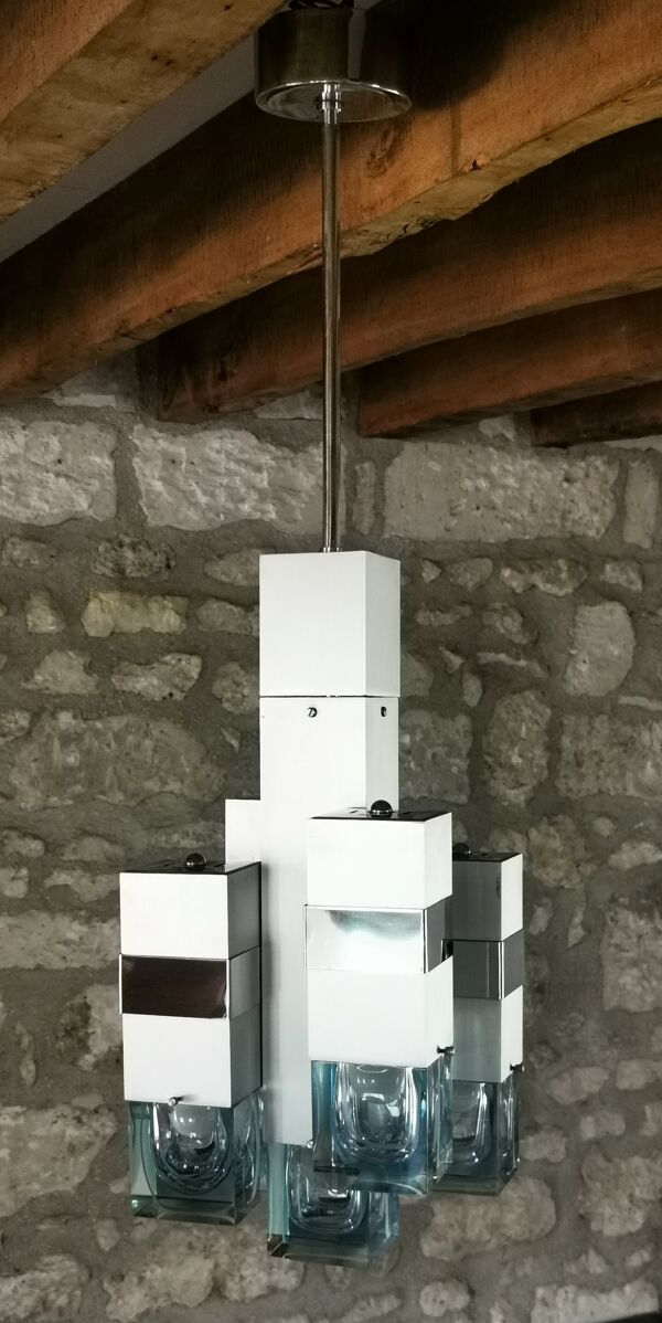 Lustre modèle ''Cubic'' production Maison Sciolari à Milan