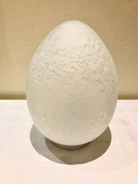 Egg lamp speckled white glass