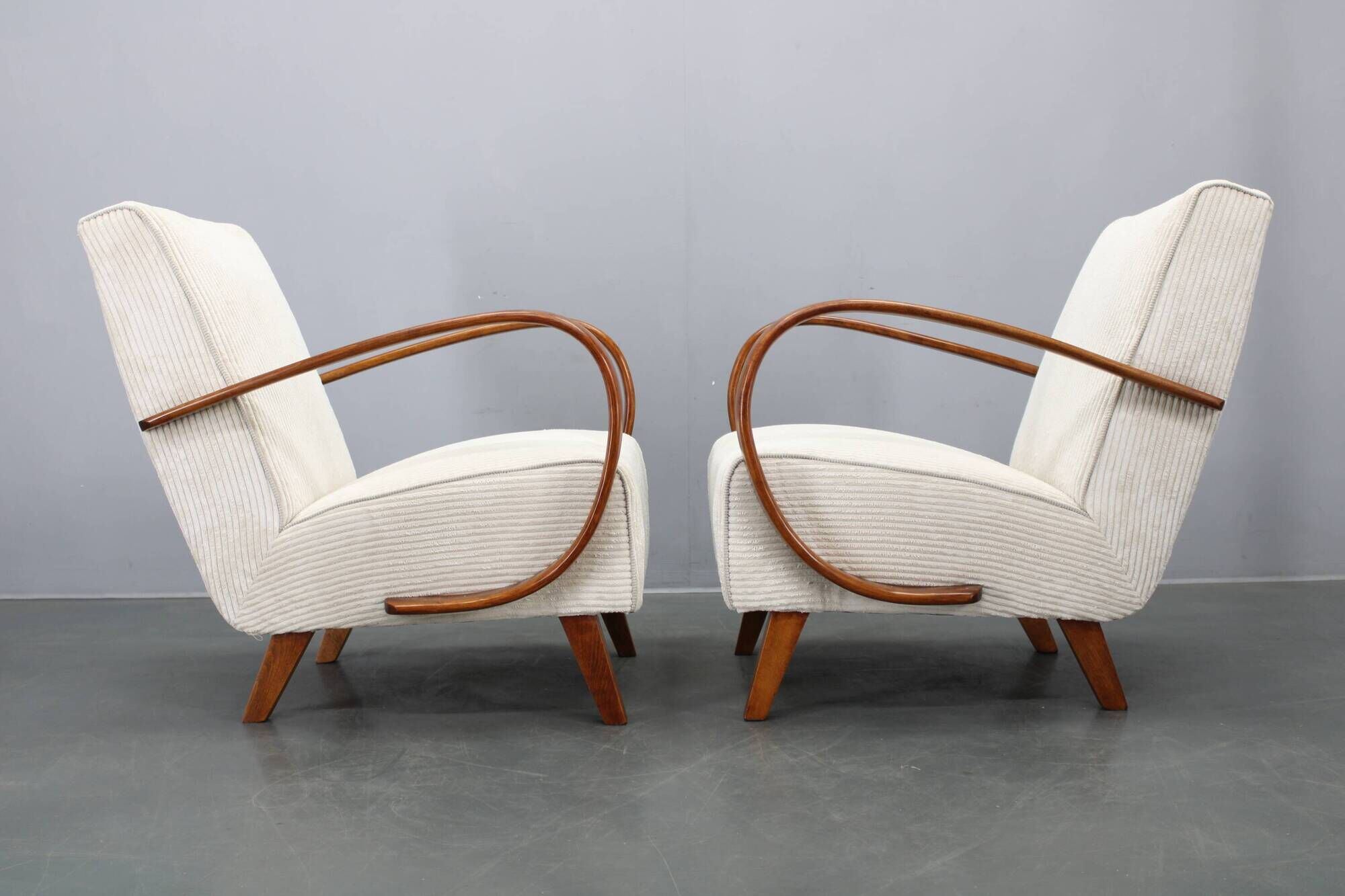 Pair of Art Deco armchairs by Jindřich Halabala, 1940s