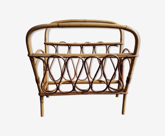 Porte revue vintage en rotin