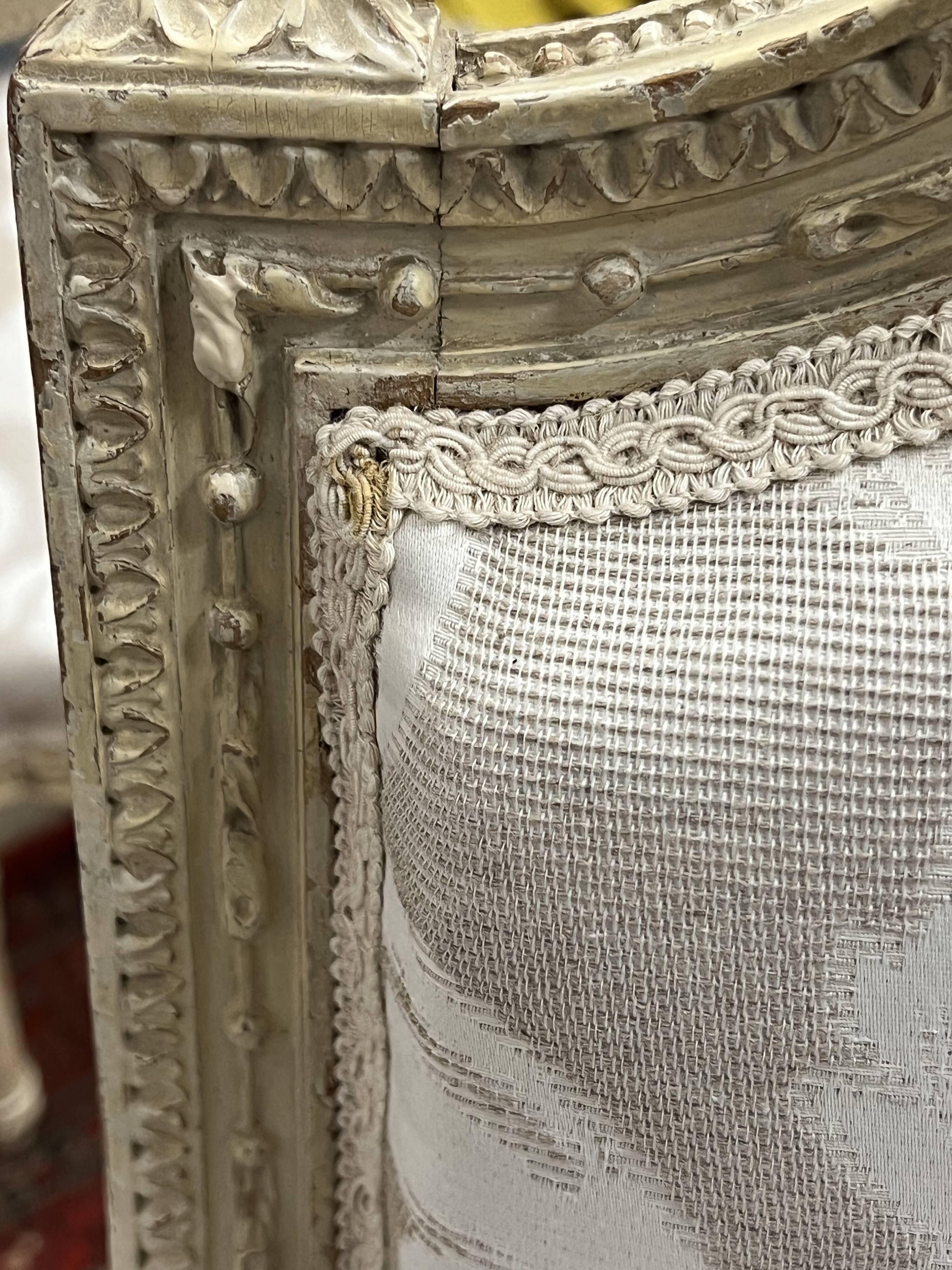 Salon style Louis XVI