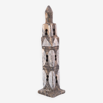 Moroccan paper press stone totem, 70s