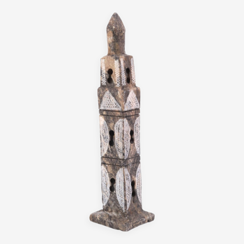 Presse papier Marocain totem en pierre, années 70