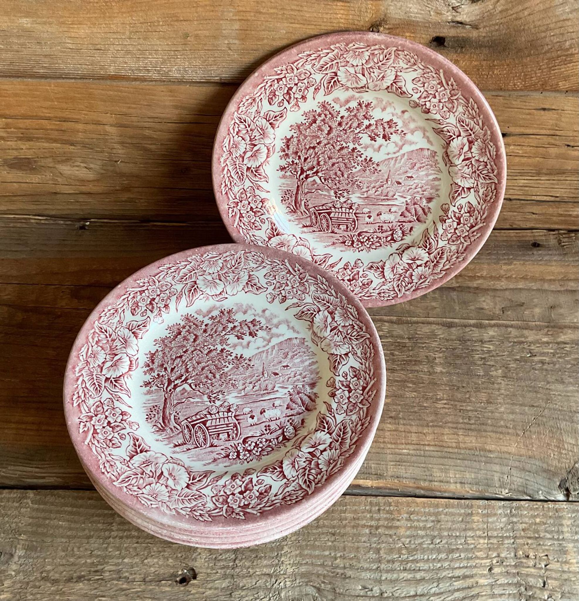 7 EIT England dessert plates