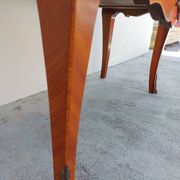 Louis XV chest of drawers in rosewood marquetry
