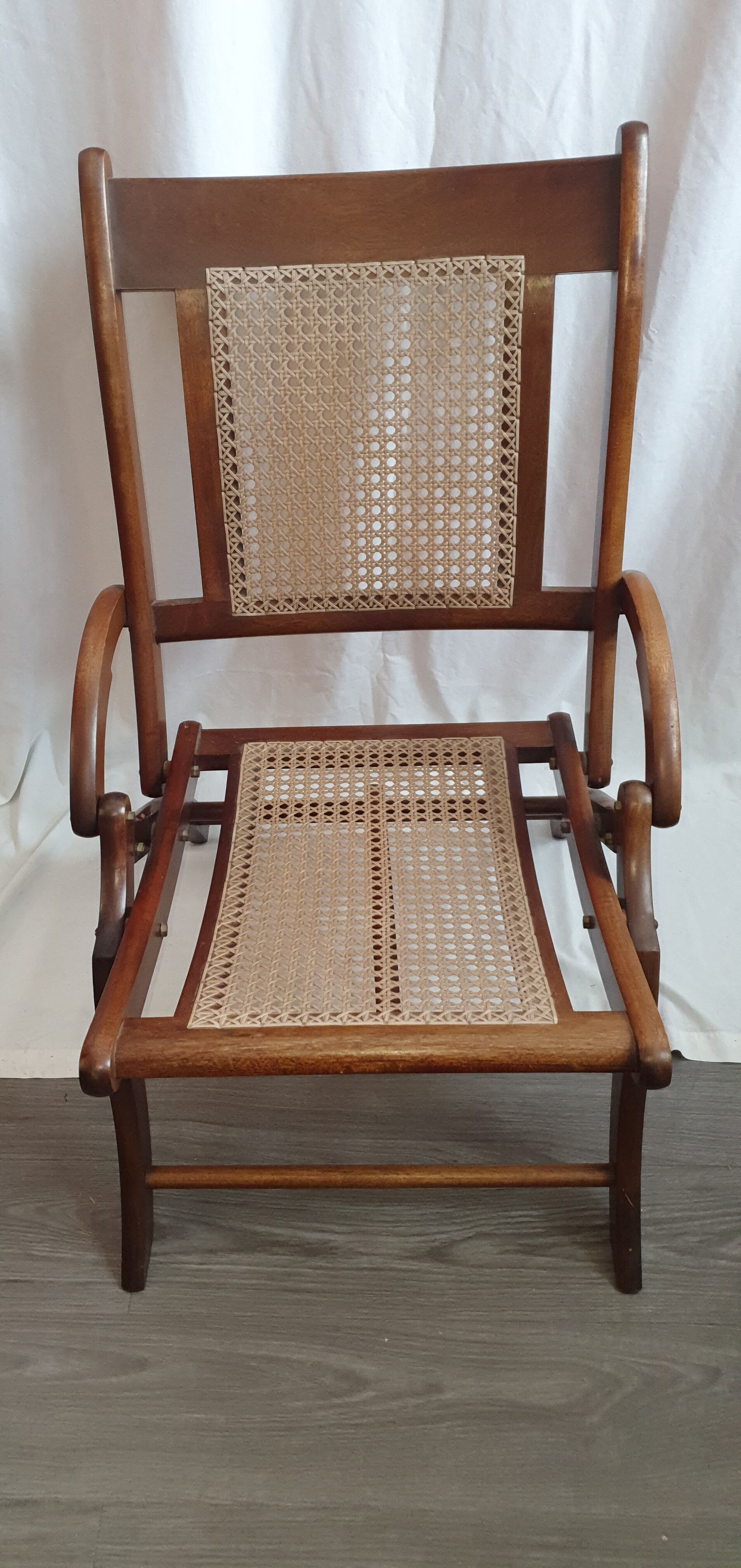 1960 rattan chair