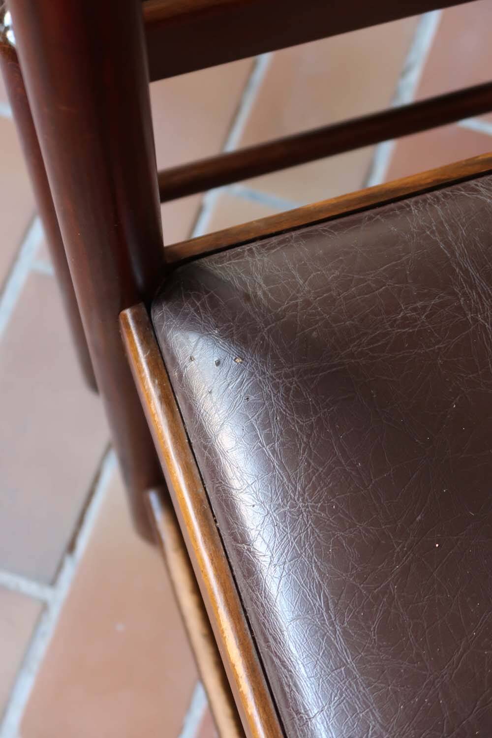 4 brutalist skai chairs (3 lots available)