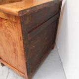 Buffet asiatique ancien