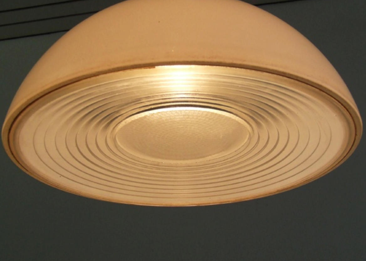 Suspension blanche par Holophane
