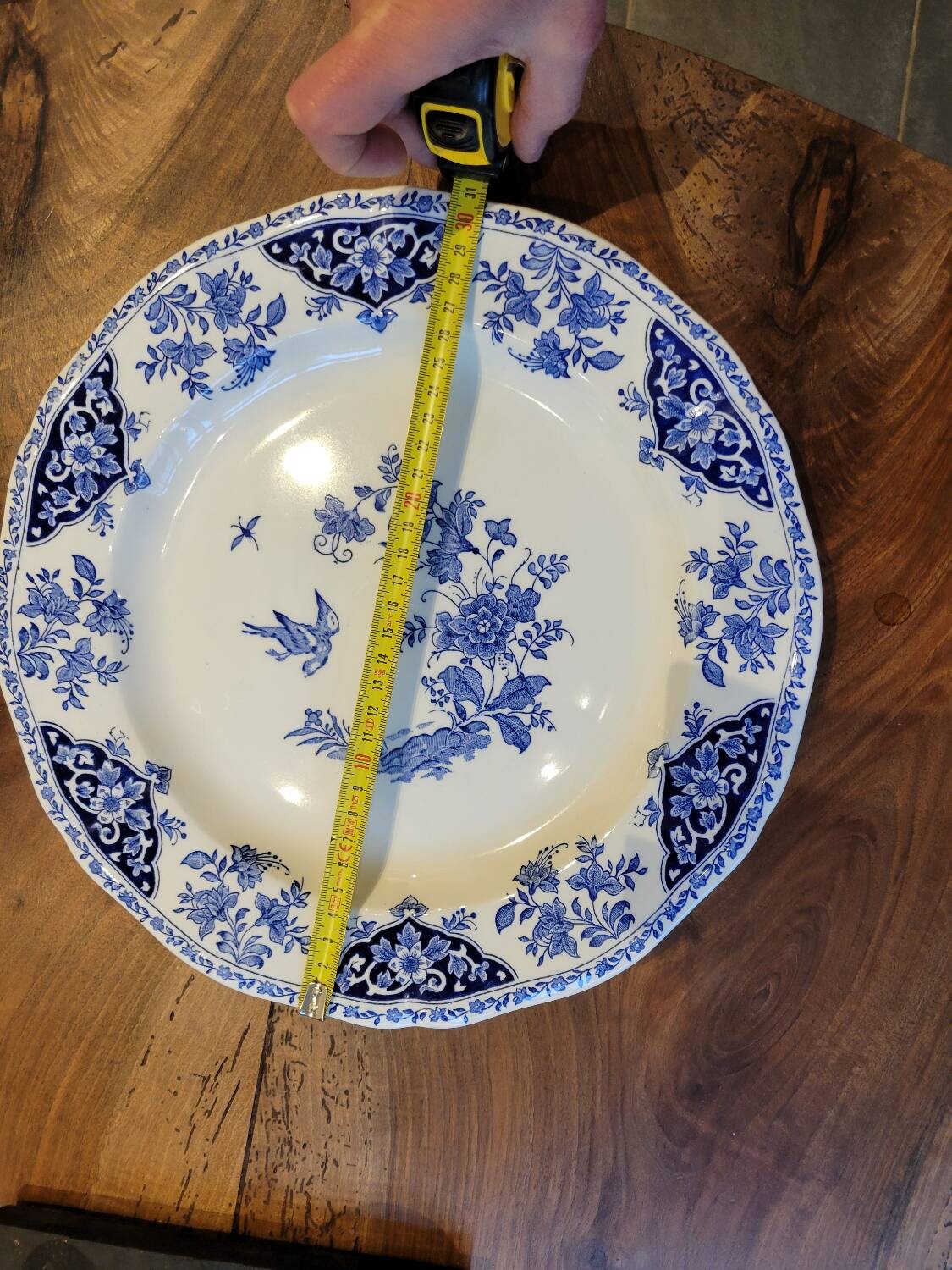Blue dish in gien