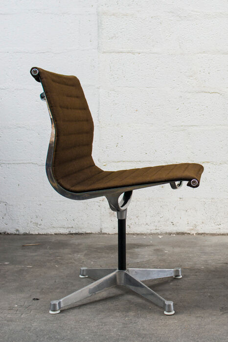 EA105 chair by Charles and Ray Eames for Herman Miller