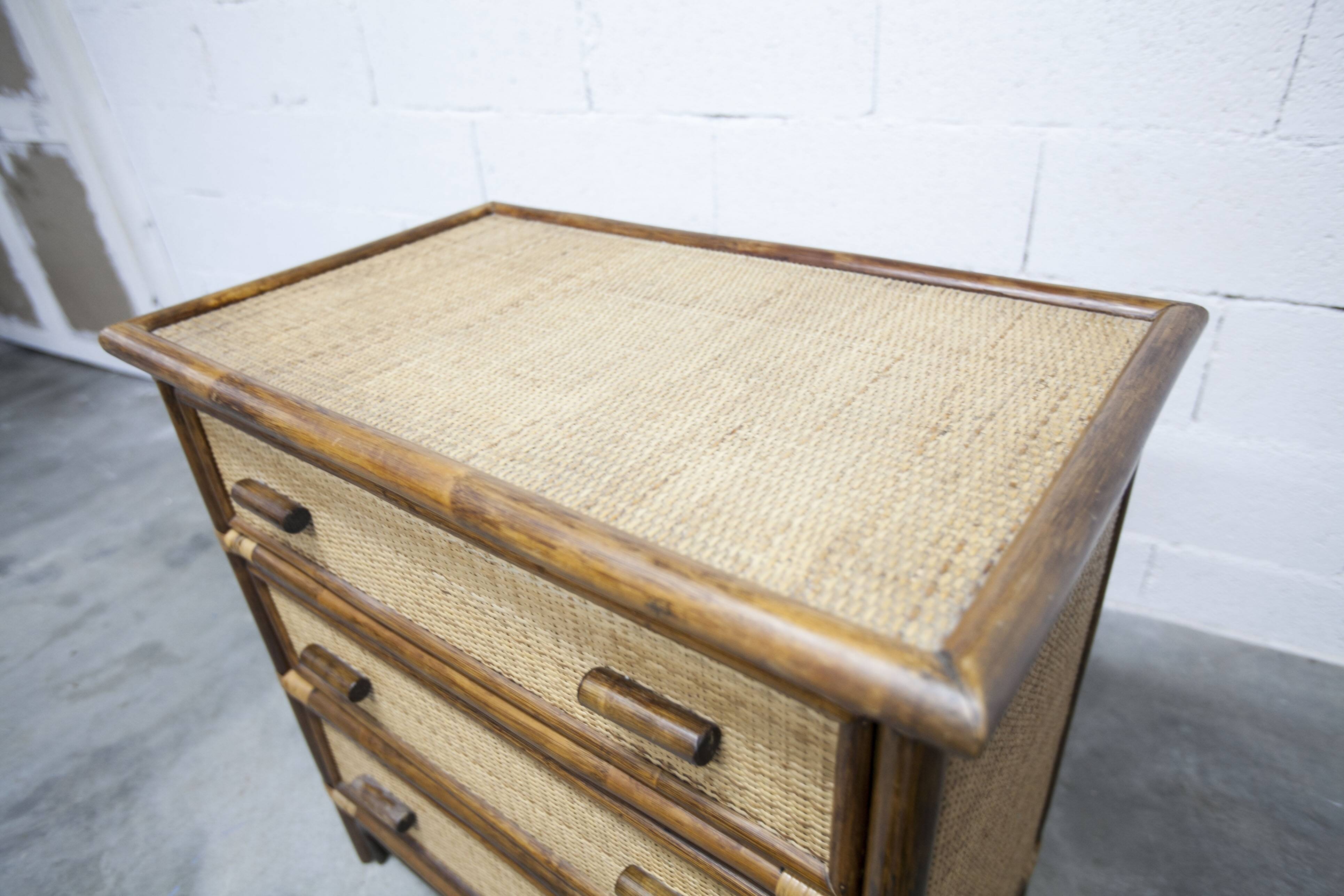 Rattan chest of drawers with 3 drawers