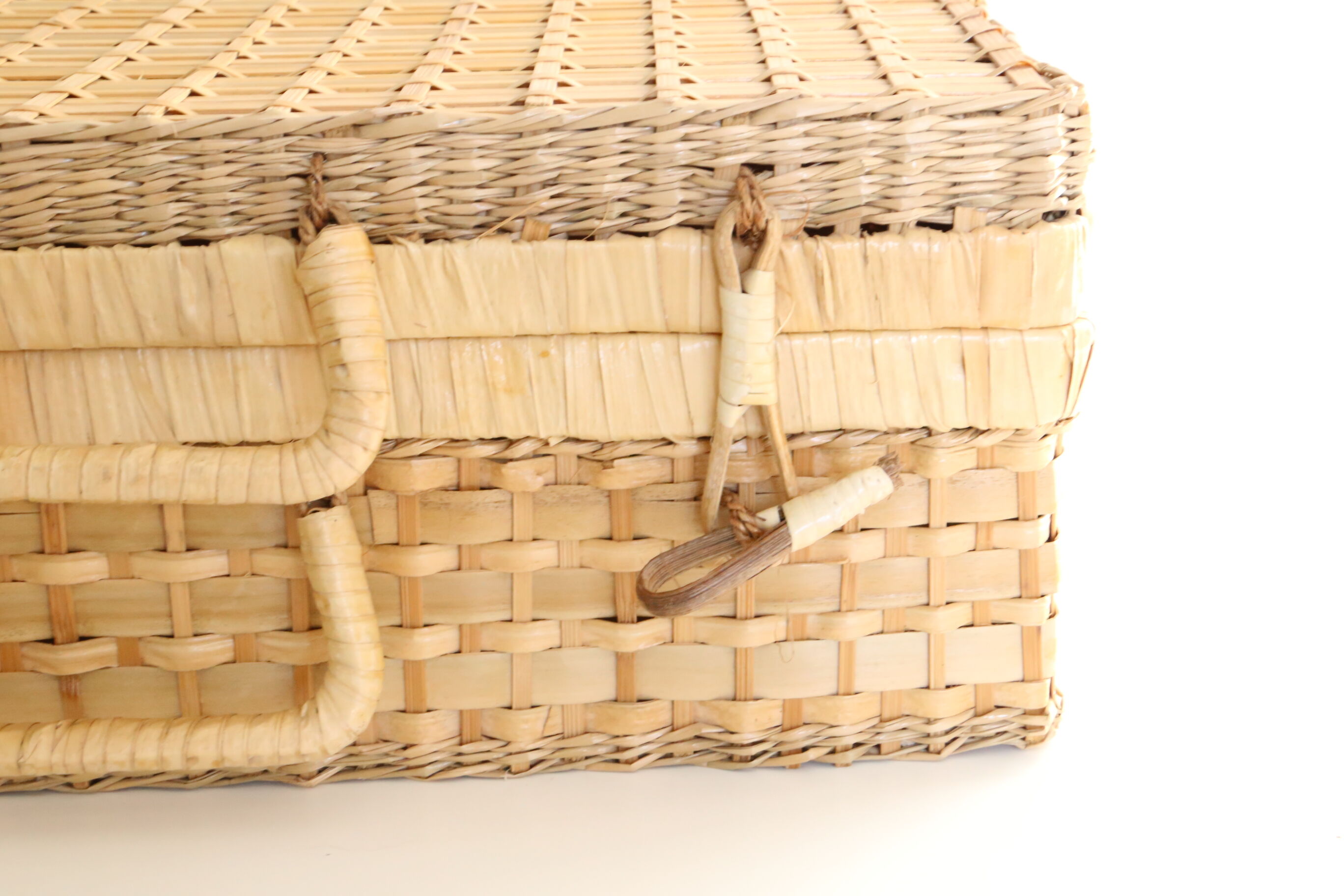 Wicker valisette