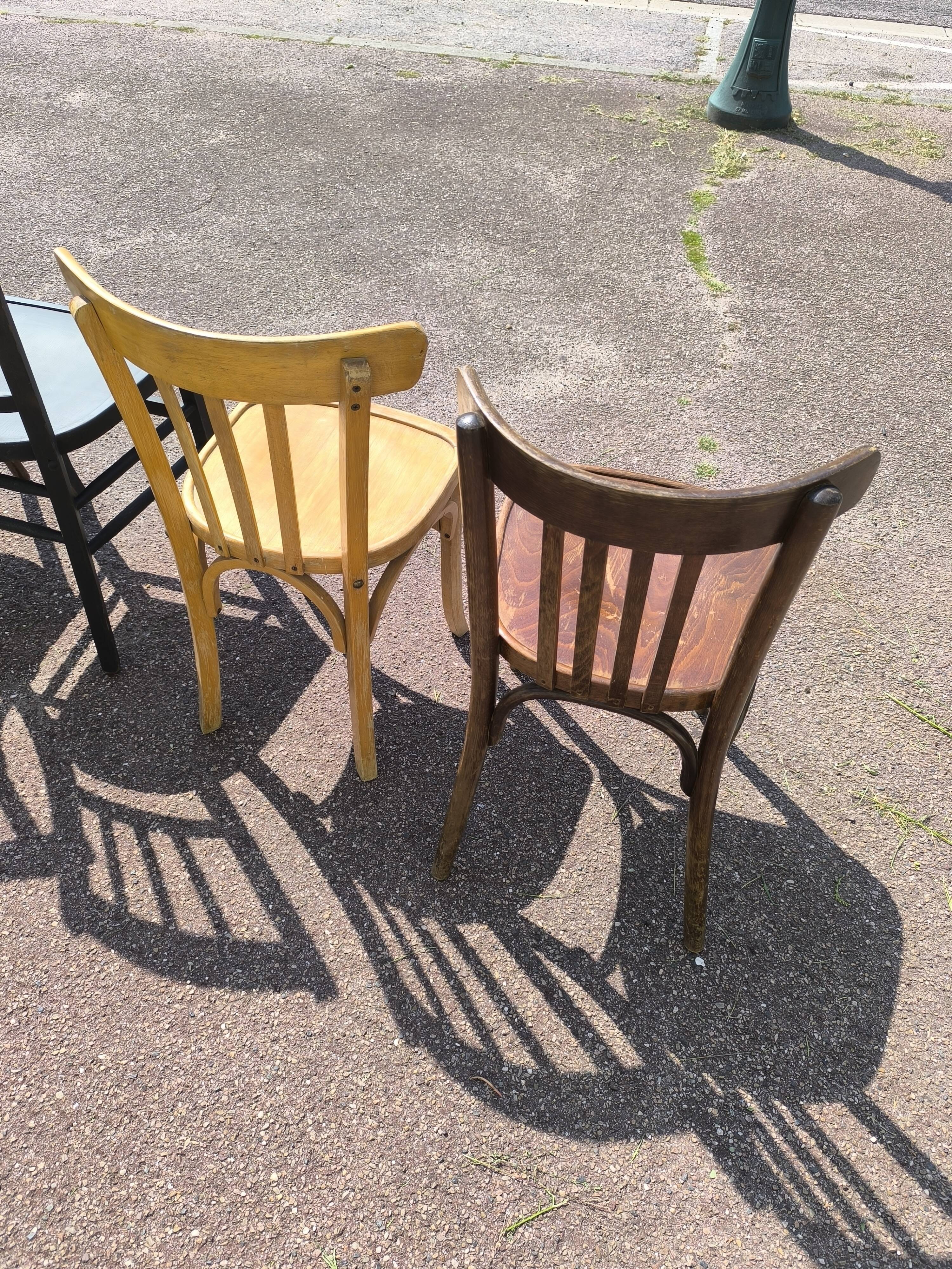 Lot de 6 chaises de bistrot dépareillées bois vintage