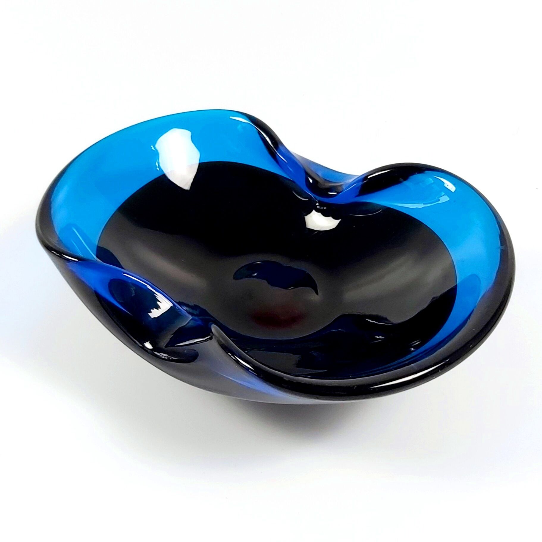 Murano glass ashtray or bowl, 1960s