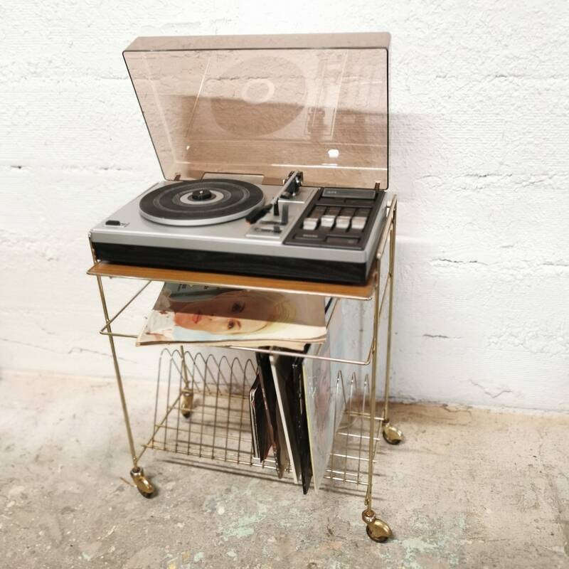Desserte range-vinyles en métal doré