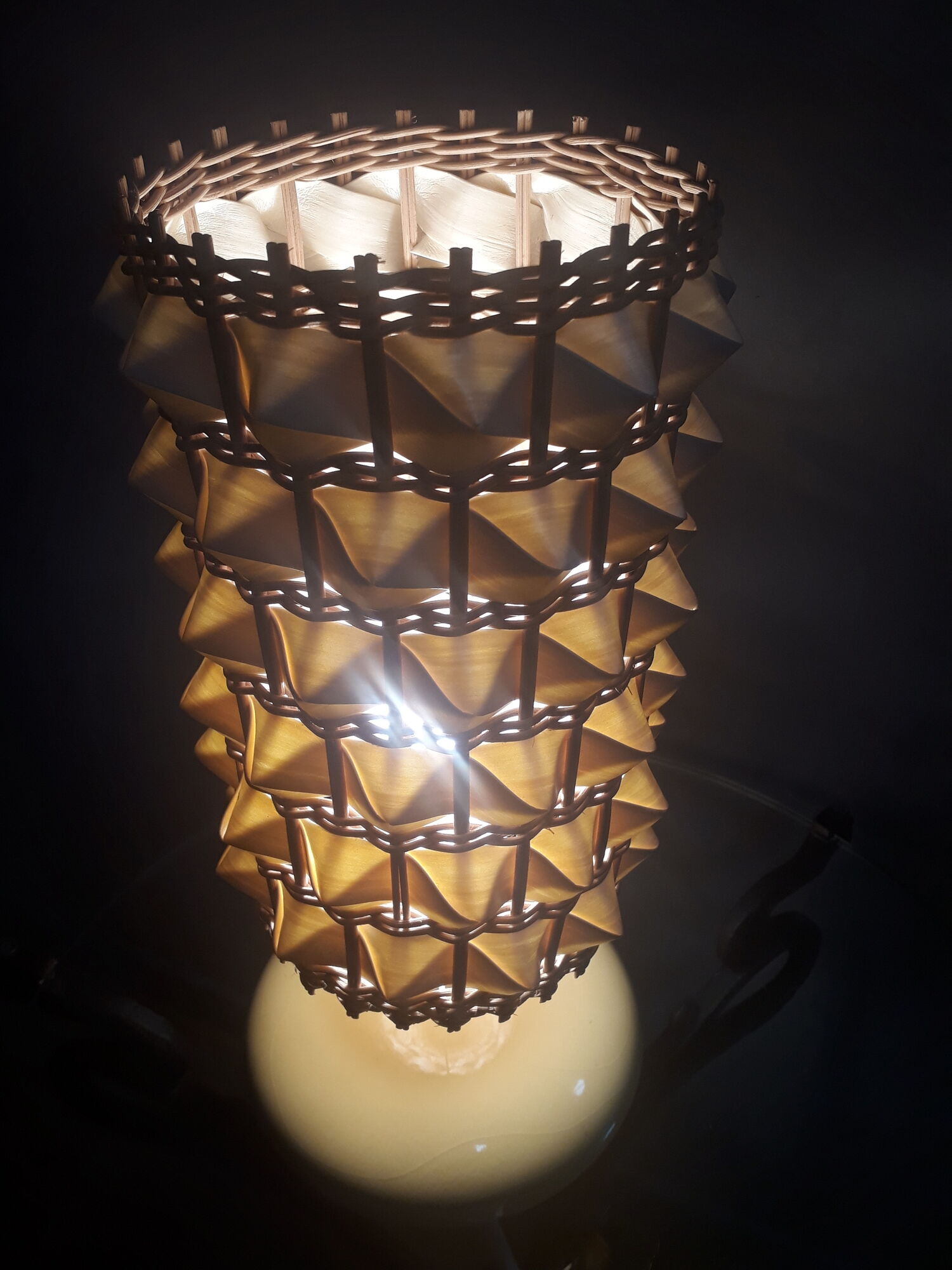 wicker lamp in the Scandinavian syle 1970 in pottery vernisse cracker electicite redone