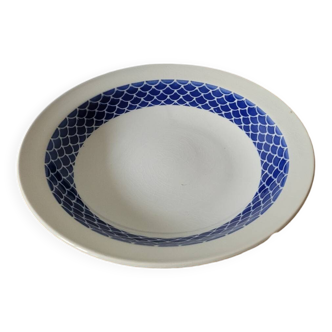 Large Badonviller 92 dish