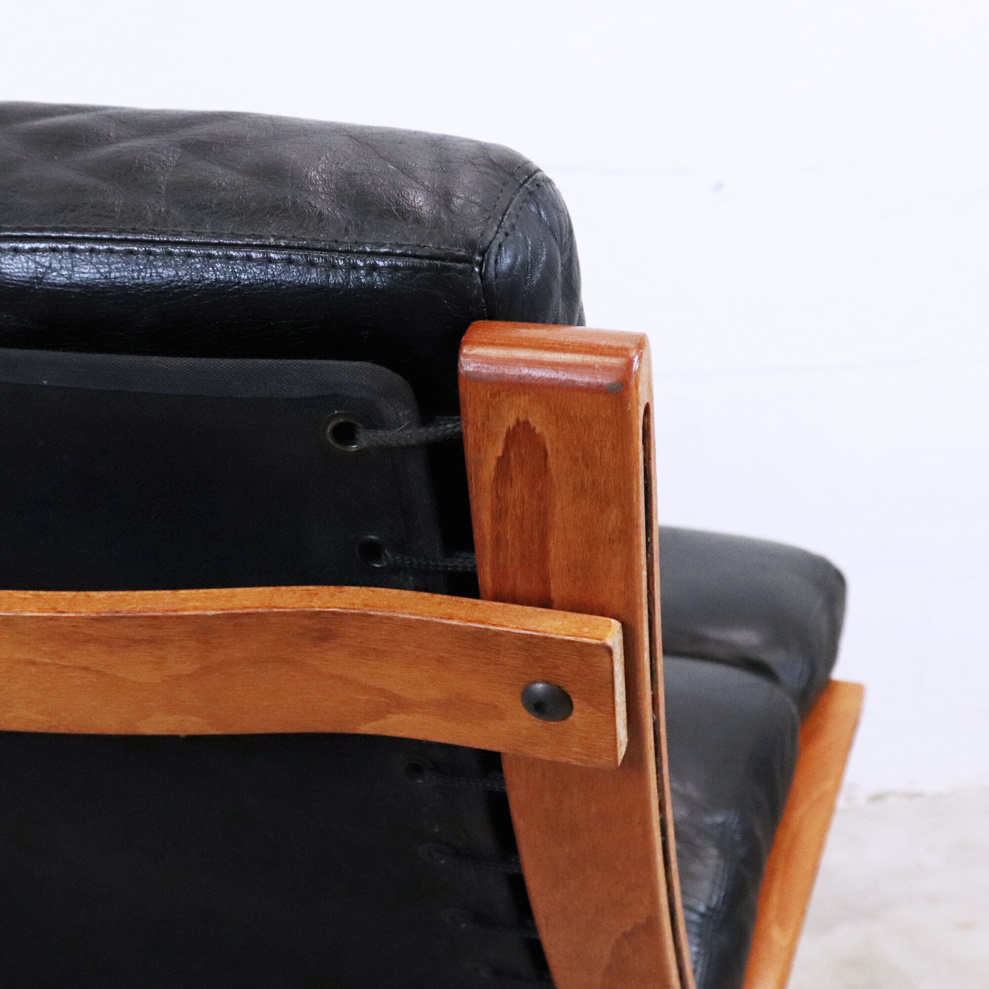 Siesta leather armchairs, Ingmar Relling, Norway, 1960